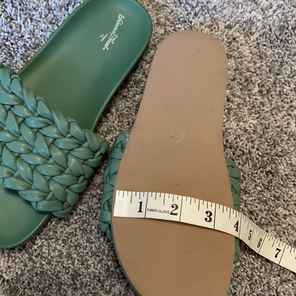 Universal Threads Braided Slide Sandals - Picture 9 of 10